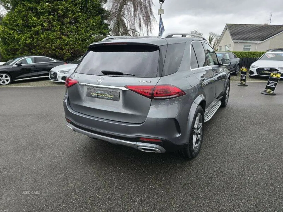 Mercedes-Benz GLE SUV AMG Line Premium - Image 4