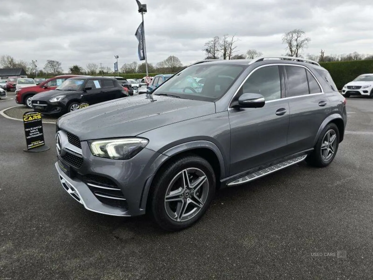 Mercedes-Benz GLE SUV AMG Line Premium - Image 2