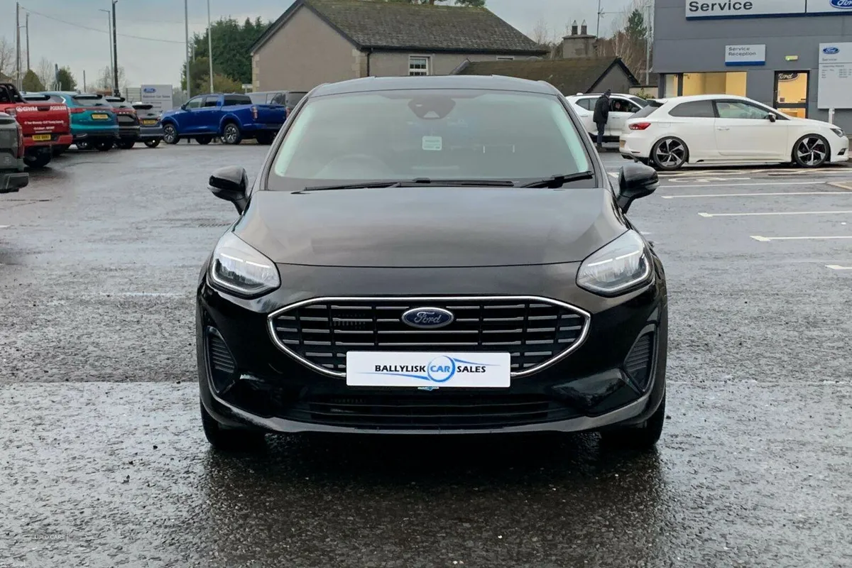 Ford Fiesta 1.0T 100PS Titanium in Black with 20K - Image 4