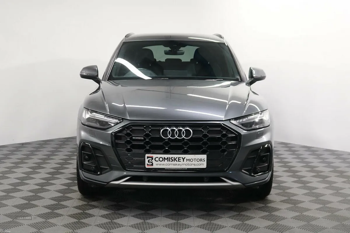 Audi Q5 TDI S line - Image 2