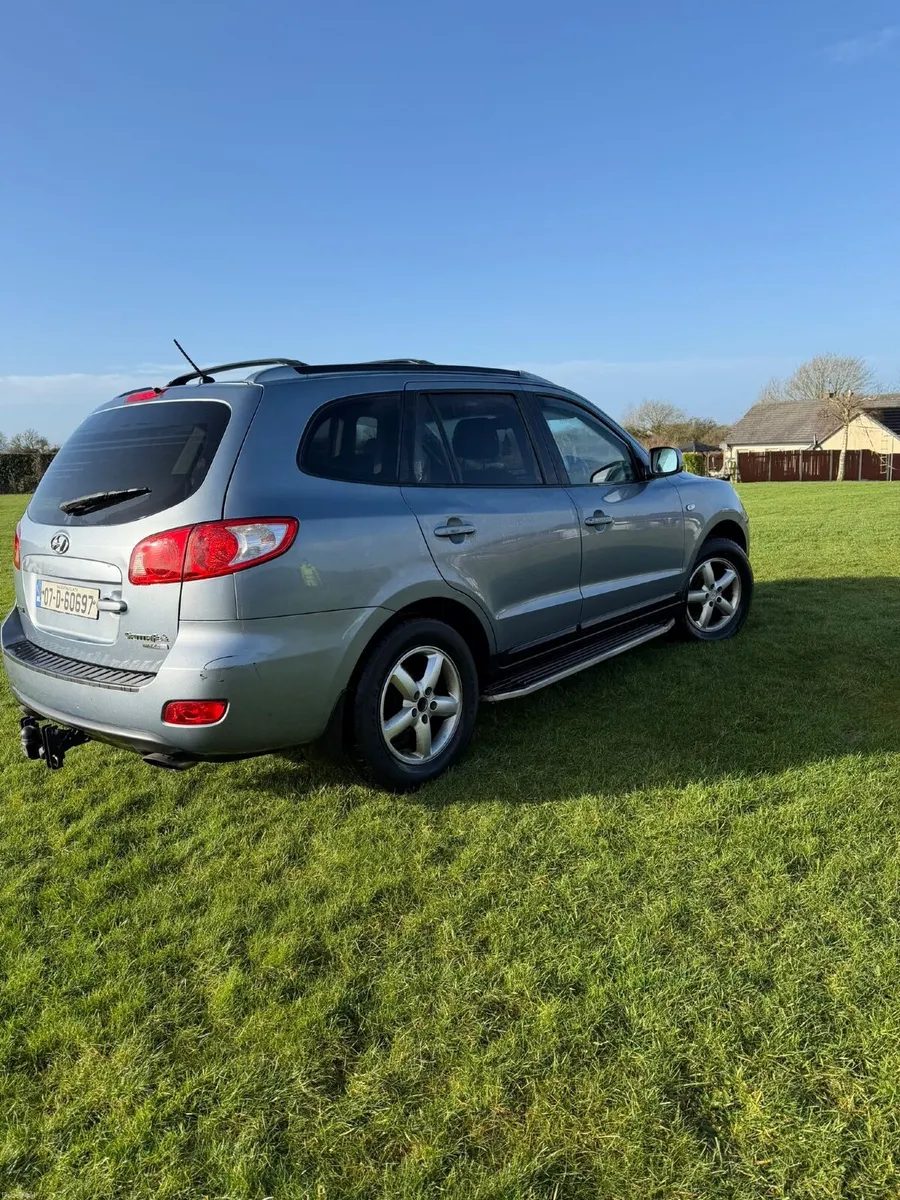 Hyundai Santa Fe 2007 - Image 3
