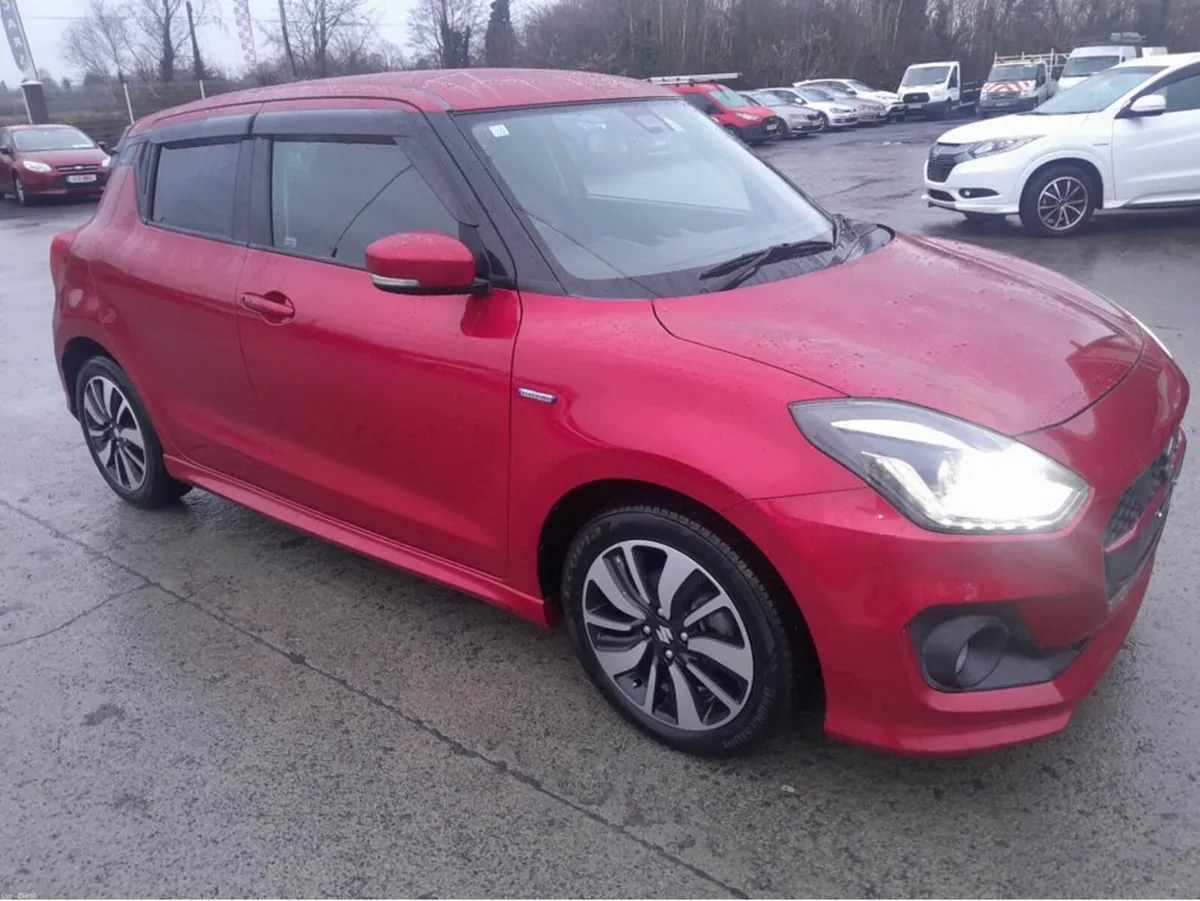 Suzuki Swift Hybrid RS - Image 3