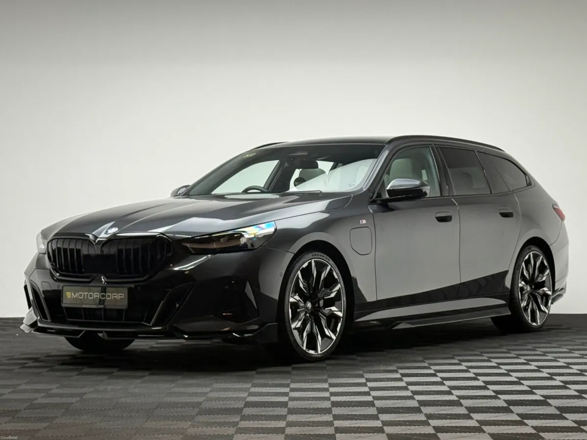 BMW 5-Series 530E M SPORT *SMOKE WHITE* - Image 3