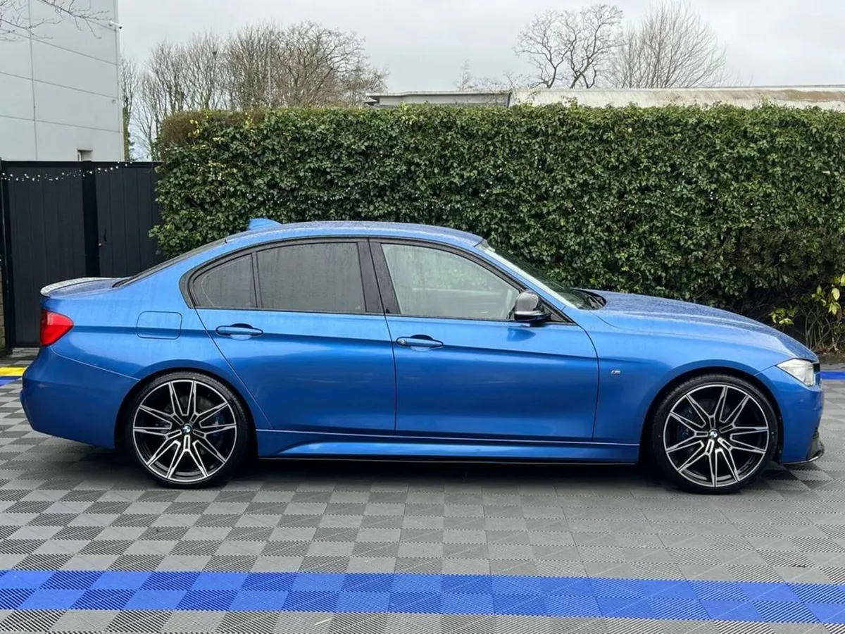BMW 3-Series 320d M-SPORT COMPETITION // NEW 20" M - Image 2