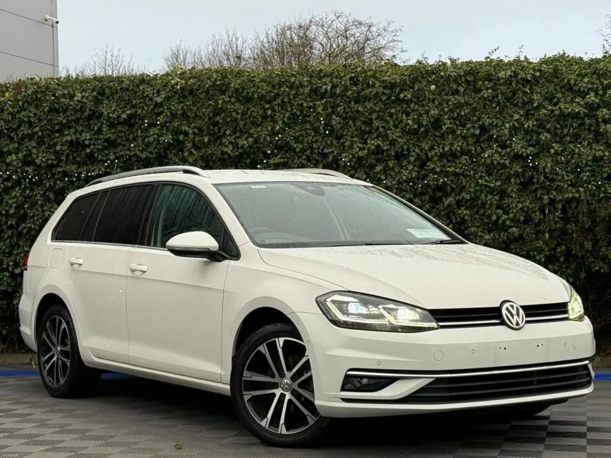 Volkswagen Golf VARIANT 1.2 TSI ** HUGE SPEC ** // - Image 1