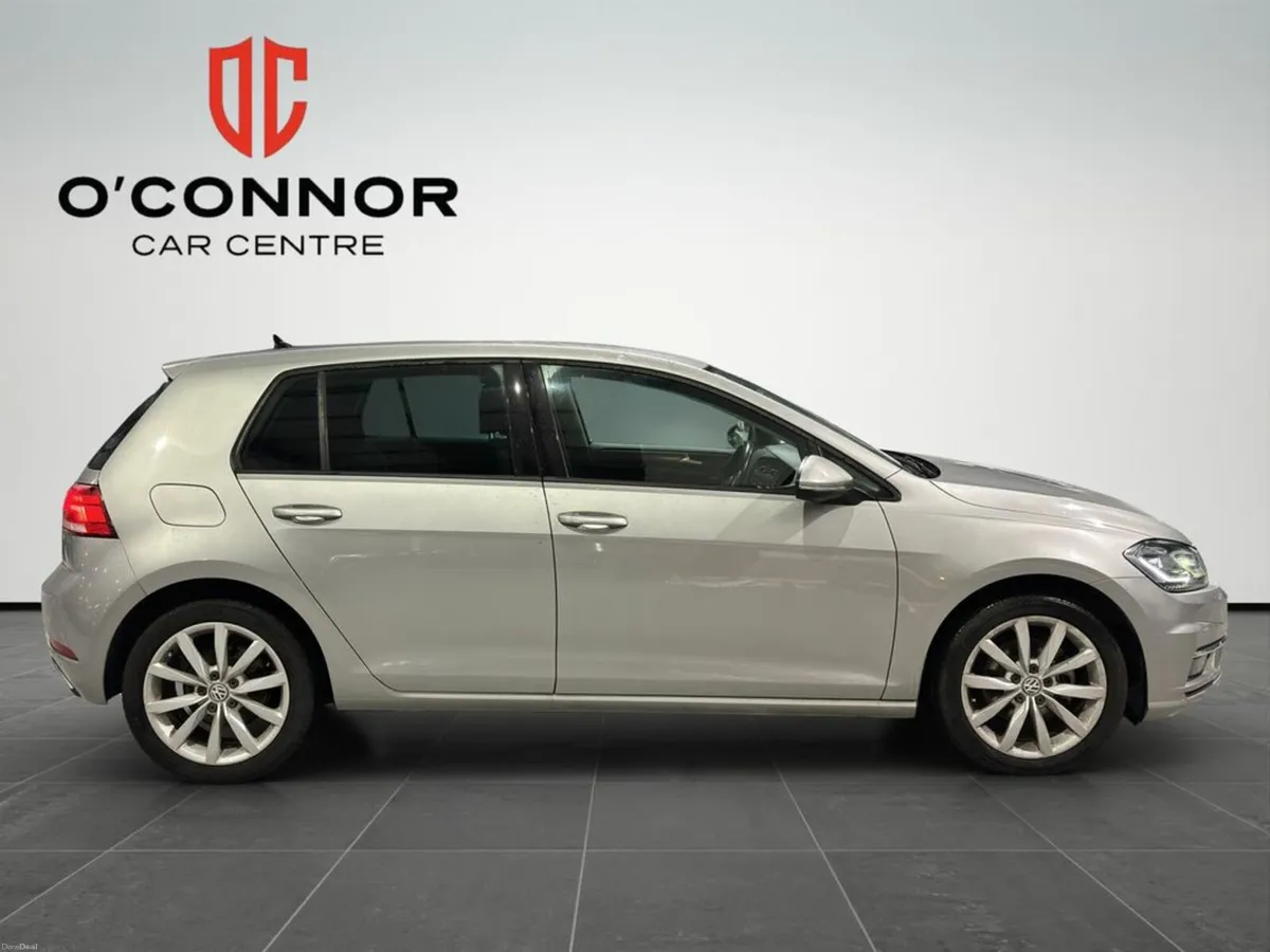 Volkswagen Golf "The definition of “does everythin - Image 4