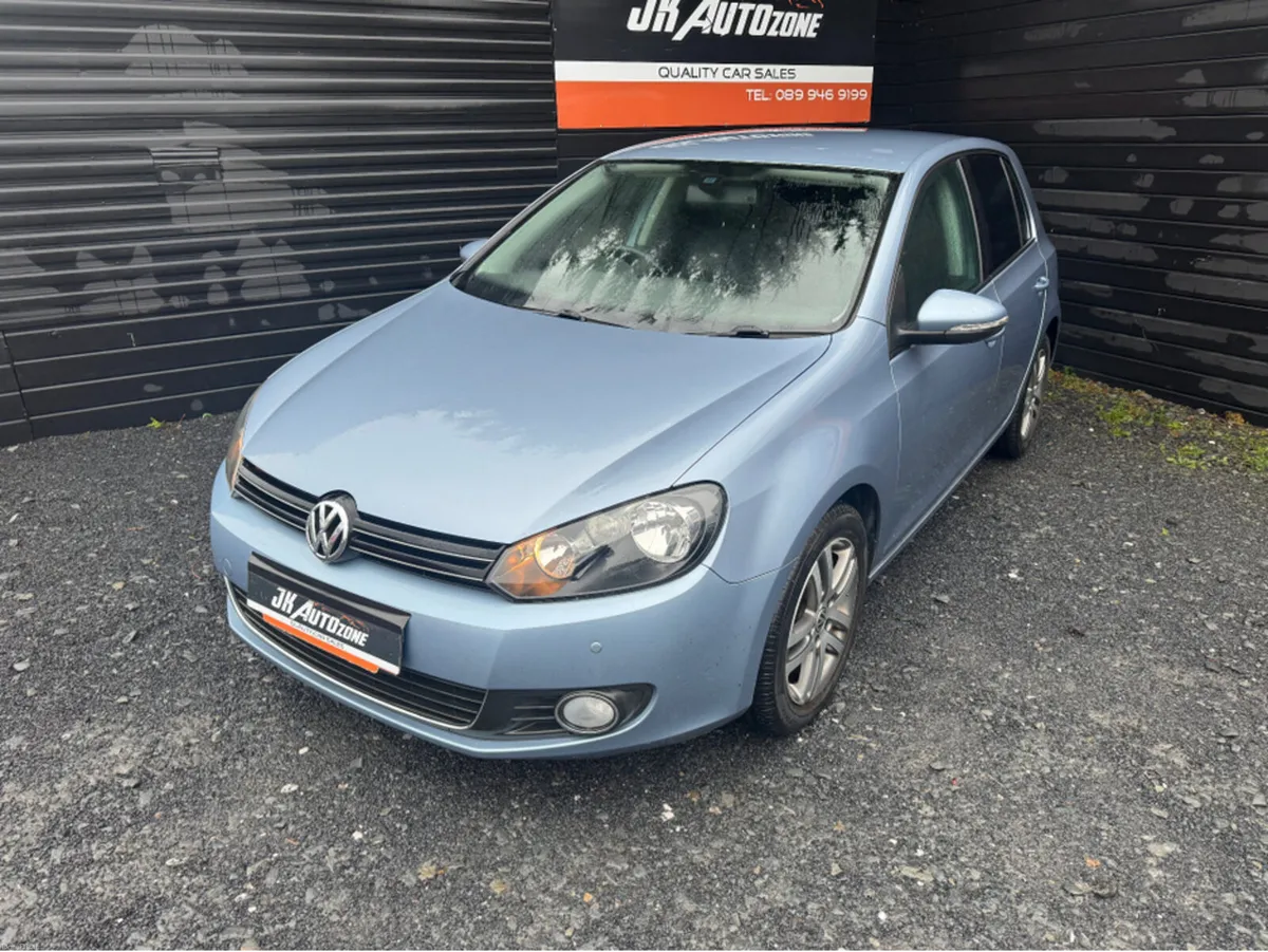 Volkswagen Golf *1.2 TSI AUTO 5DR* - Image 3