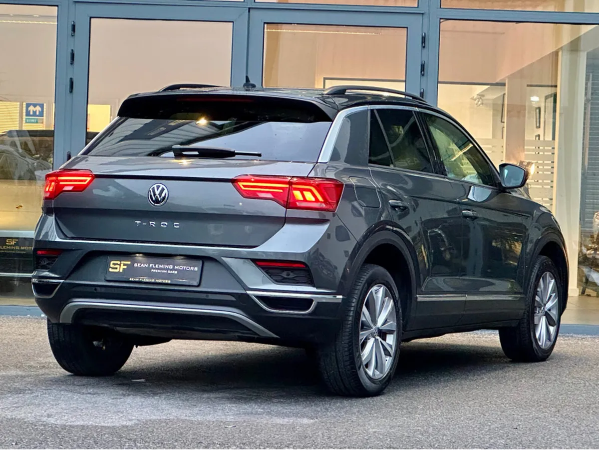 Volkswagen T-Roc 1.0 TSI DESIGN 115PS - Image 3