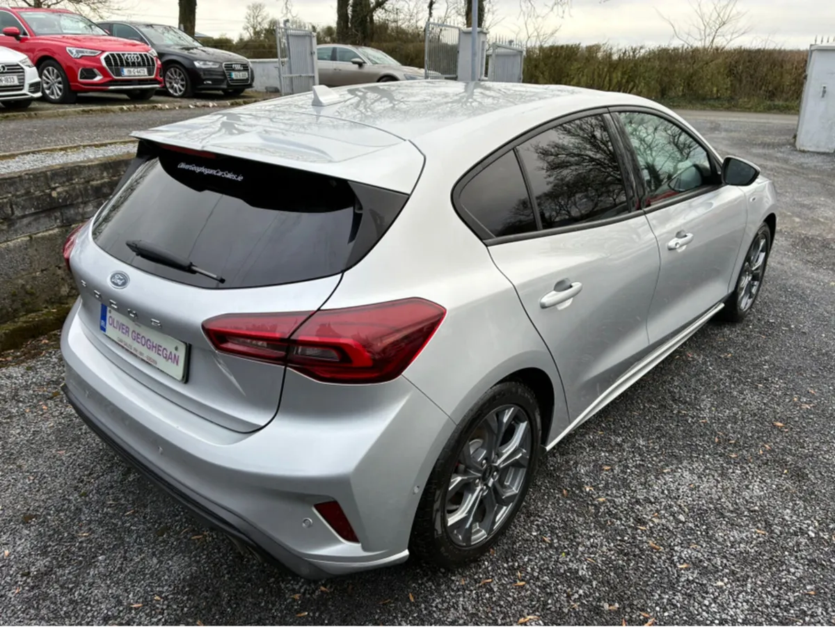 Ford Focus 1.0L ECO ST-LINE 125 BHP (CAMERA) - Image 3