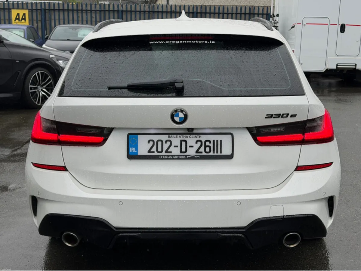 BMW 3-Series 330E M-SPORT TOURING 292 BHP - Image 5