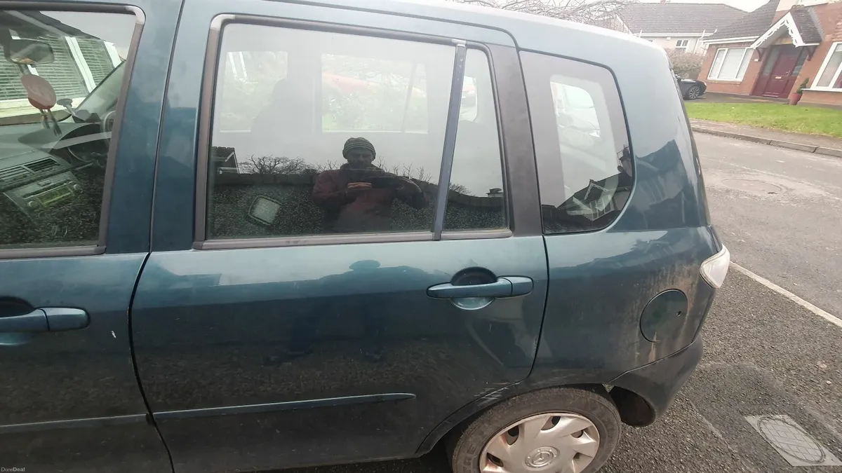 Mazda Mazda2 2007 - Image 2