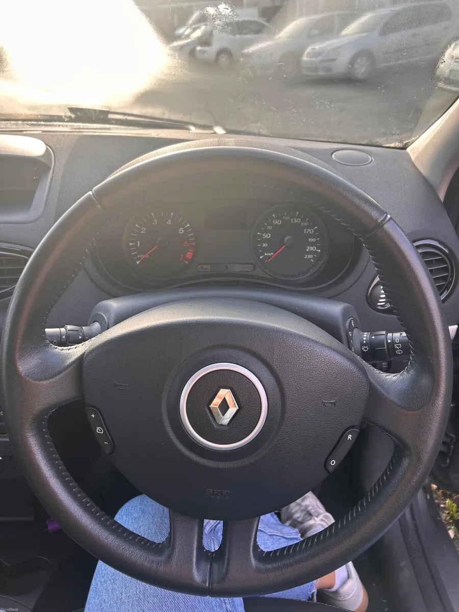 Renault Clio 2012 - Image 3