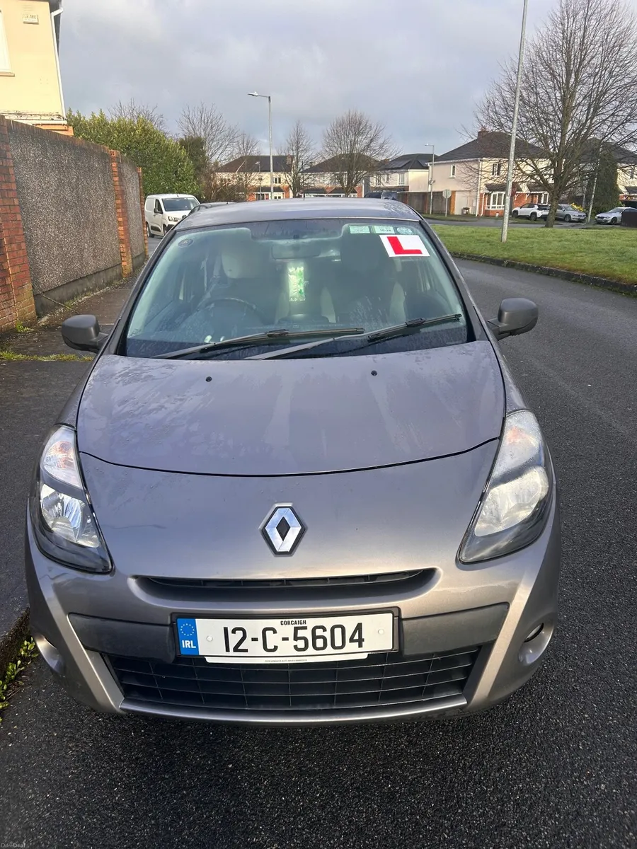 Renault Clio 2012 - Image 1