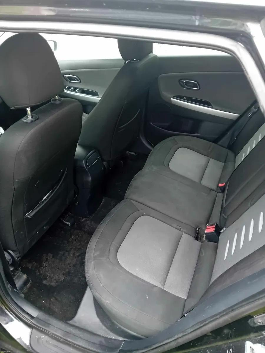 Kia Ceed 2013 - Image 4