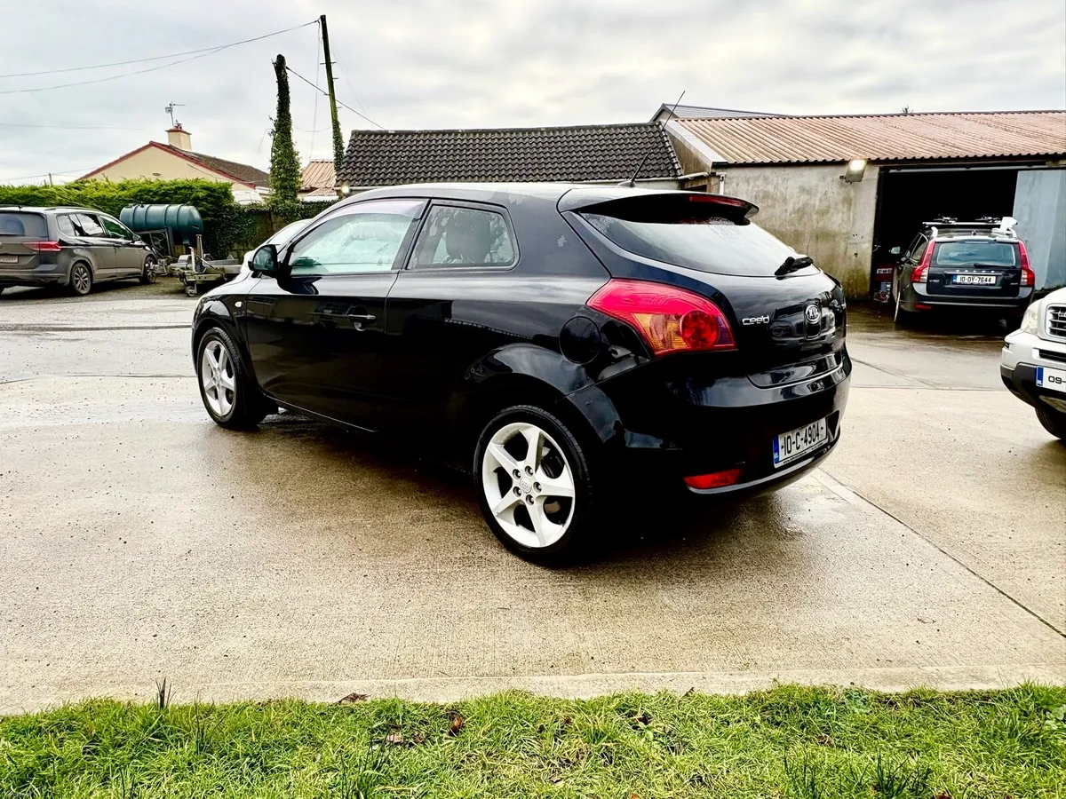 2010 KIA CEED NEW NCT 03/27 & TAX - Image 4