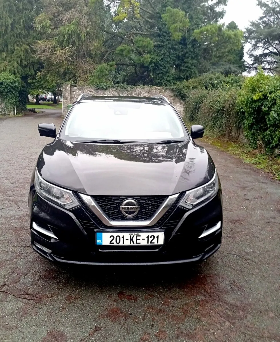 NISSAN QASHQAI SV PREMIUM - Image 4