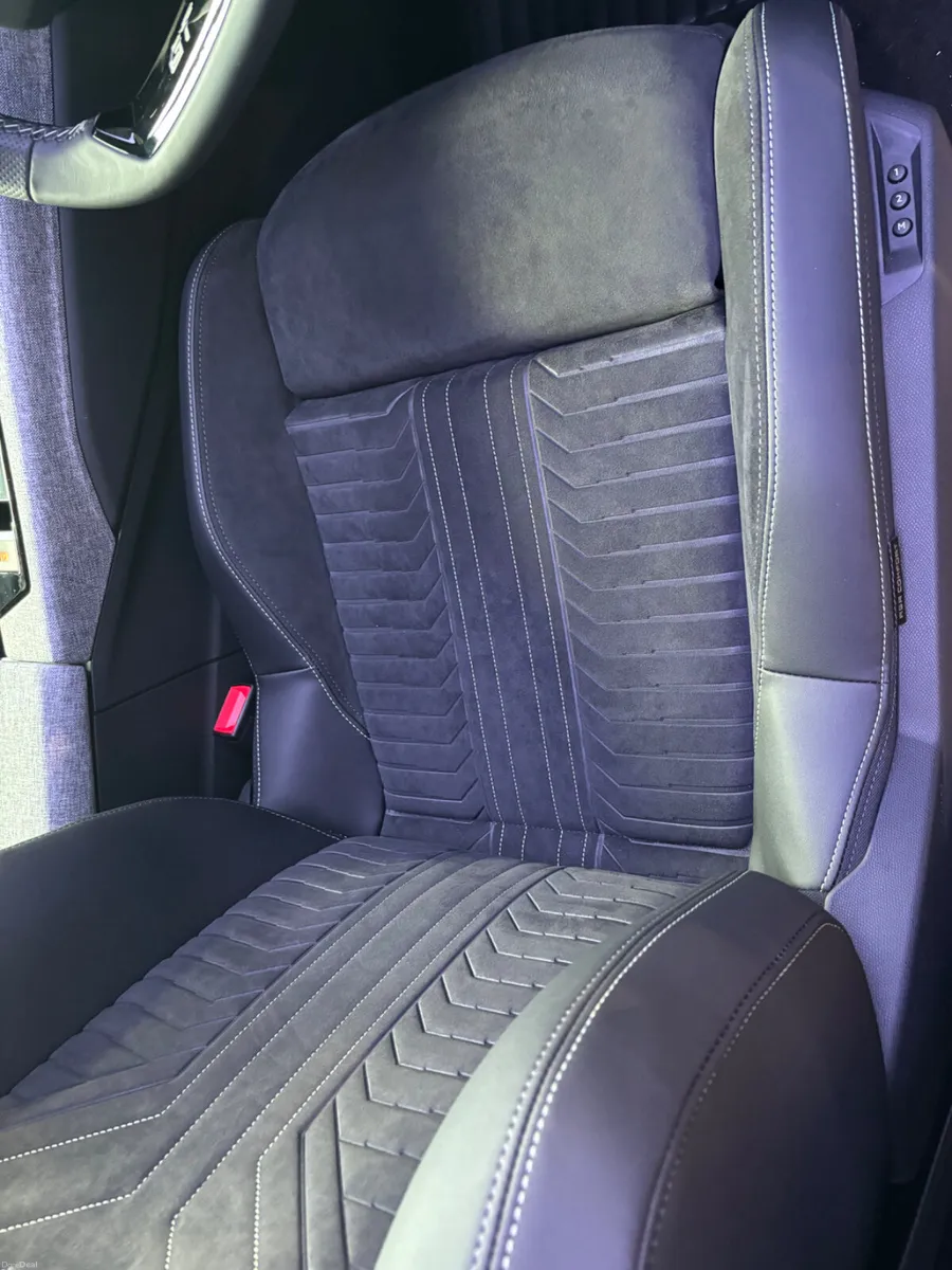 Peugeot 5008 eGT - Image 5