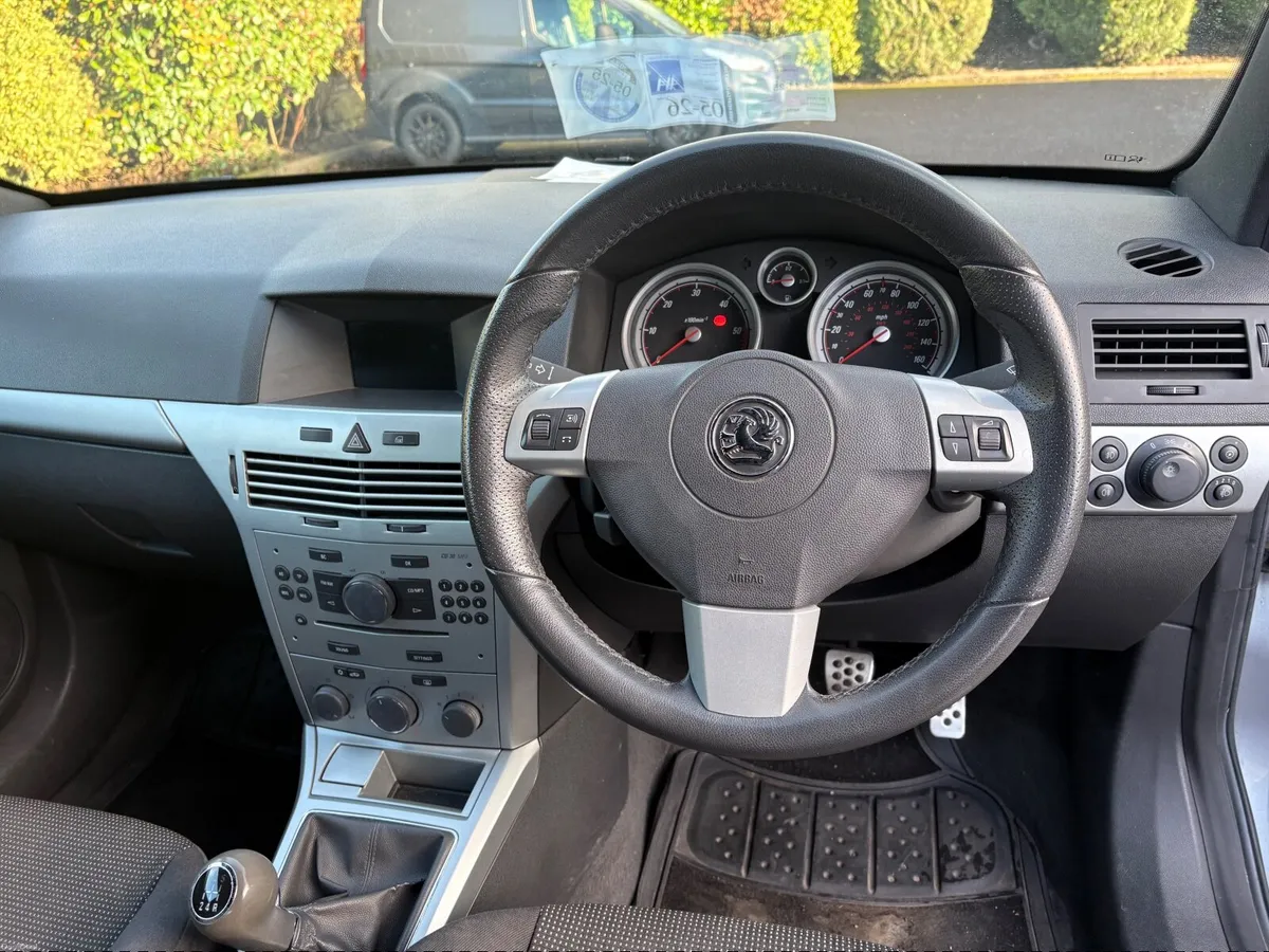 Vauxhall Astra 2008 (New NCT) - Image 3