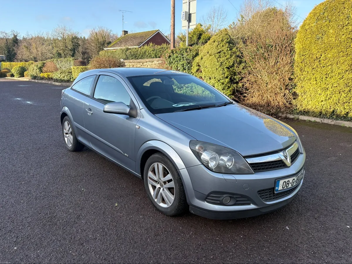 Vauxhall Astra 2008 - Image 1