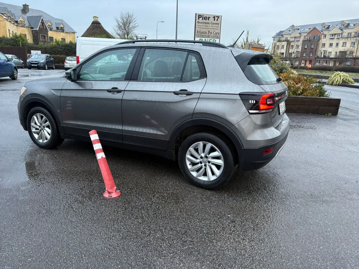 Volkswagen T-Cross 2019 - Image 4