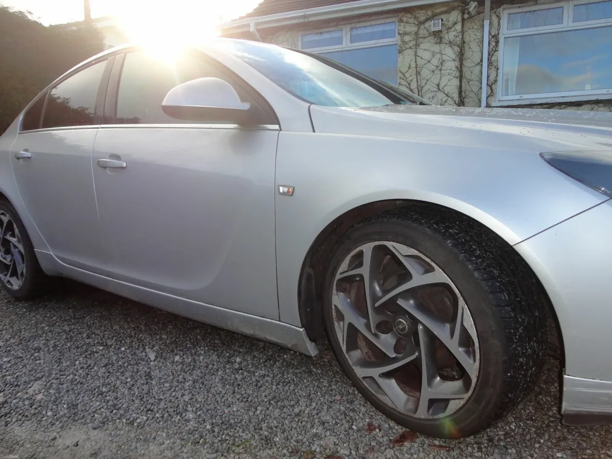 Opel Insignia 2016 2l diesel - Image 1
