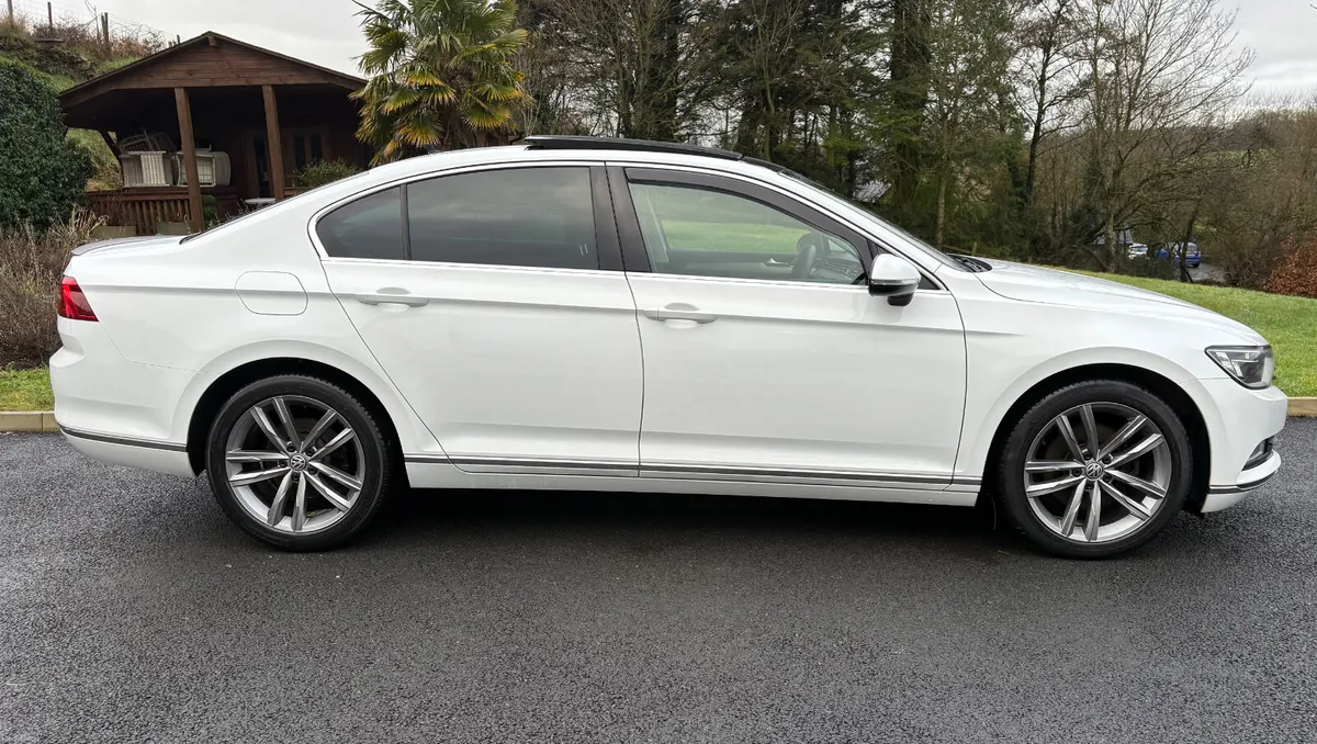 2017 Volkswagen Passat GT 1.6TDI DSG - Image 3