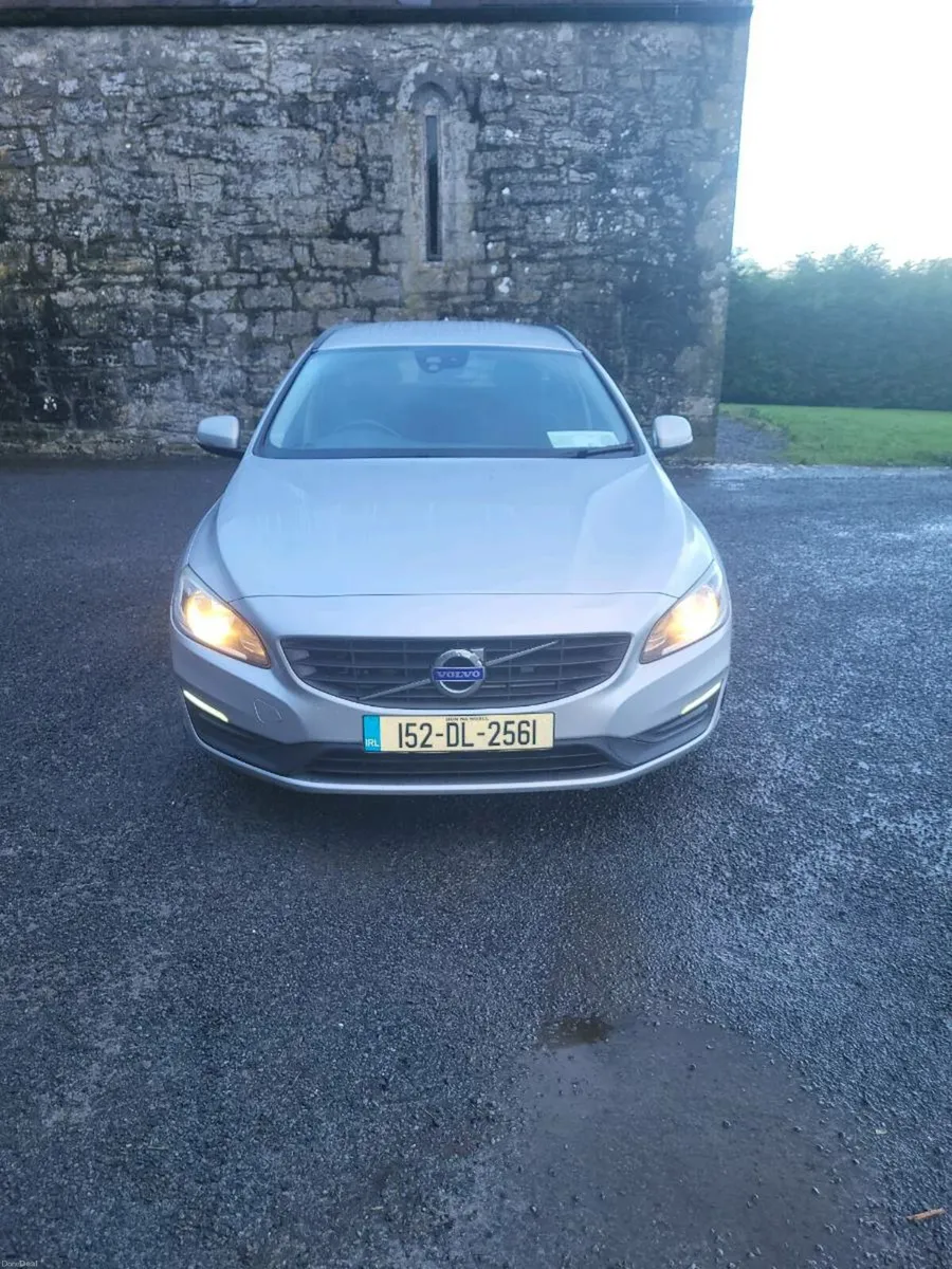 Volvo V 60 Estate 190hp - Image 1