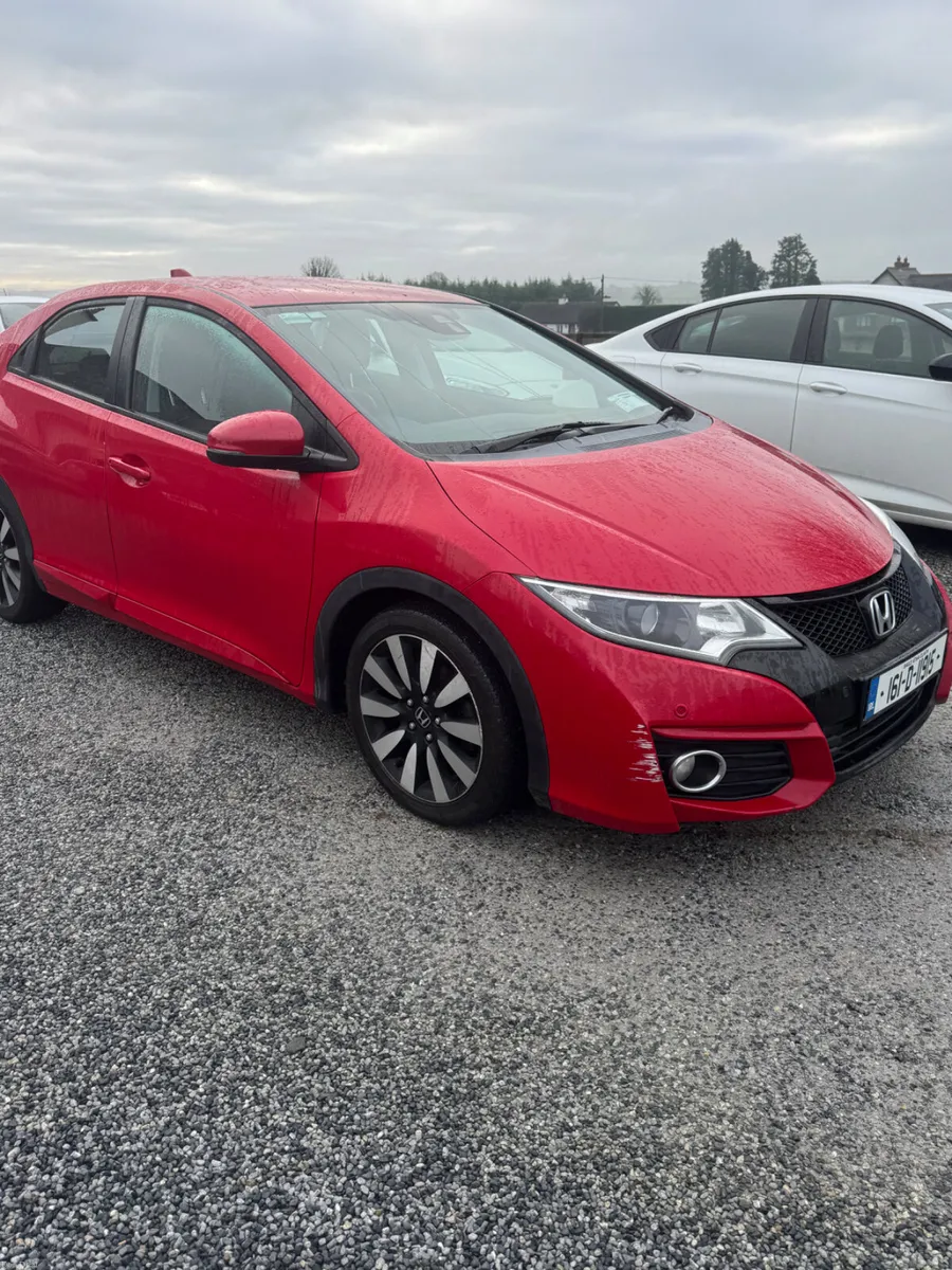 Honda Civic 2016 low km full Honda service - Image 4