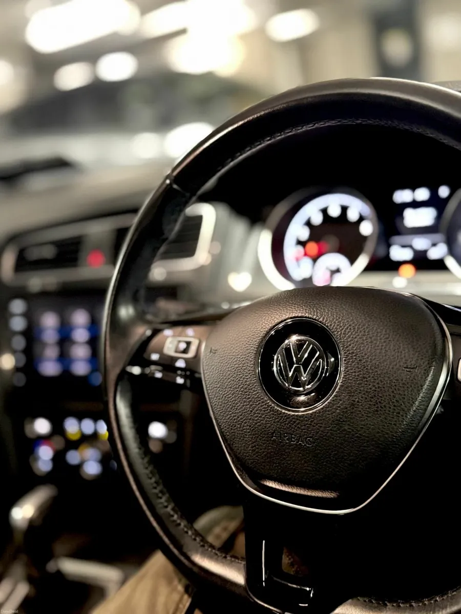 2017 VW Golf Comfortline – Excellent Condition - Image 1