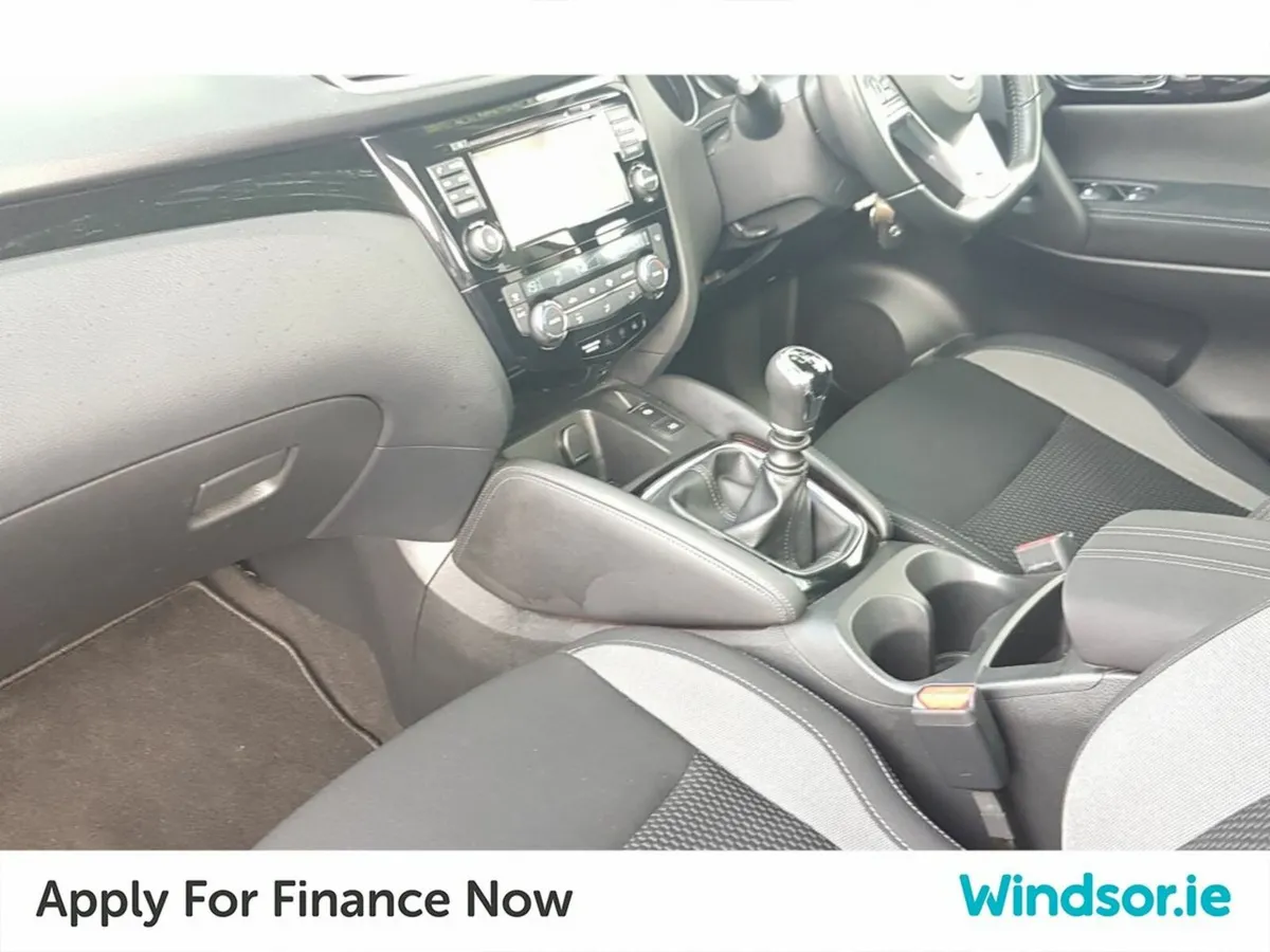 Nissan Qashqai 1.2 PET SV **€3000 SCRAPPAGE DEAL** - Image 4