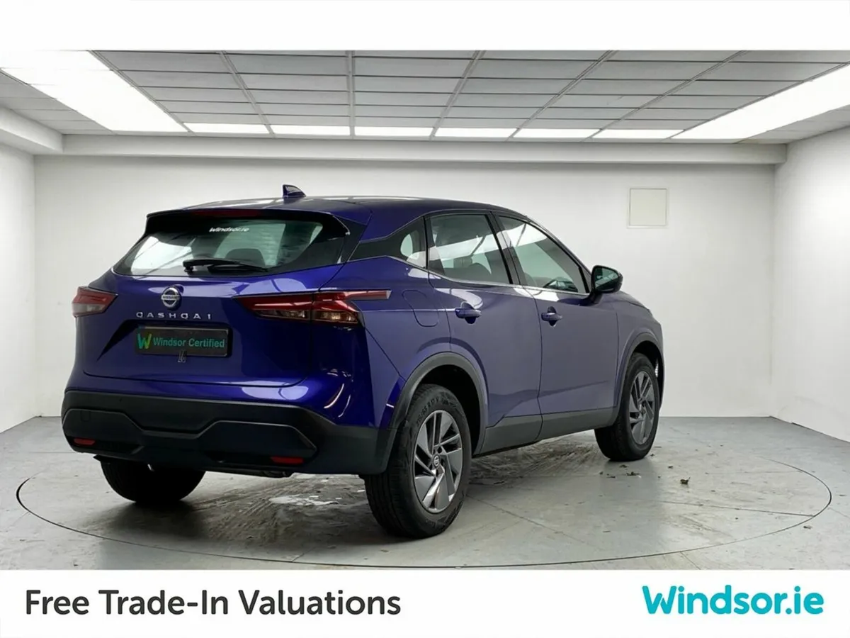 Nissan Qashqai 1.3 PET MILD HYBRID SV - Image 3