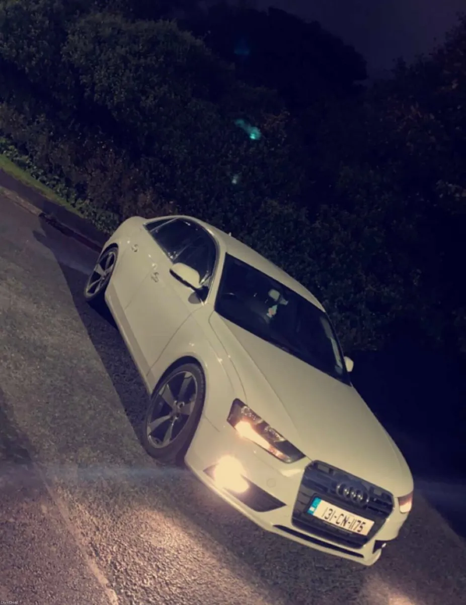 Audi A4 2013 - Image 2