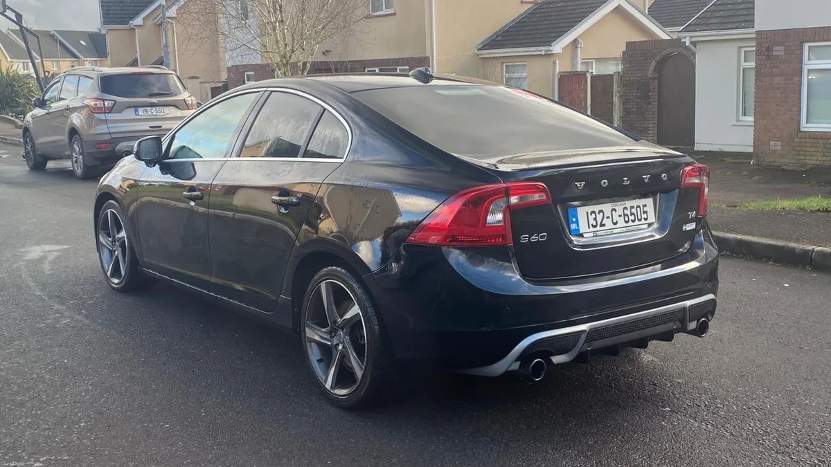 Volvo S60 T4 - Image 1