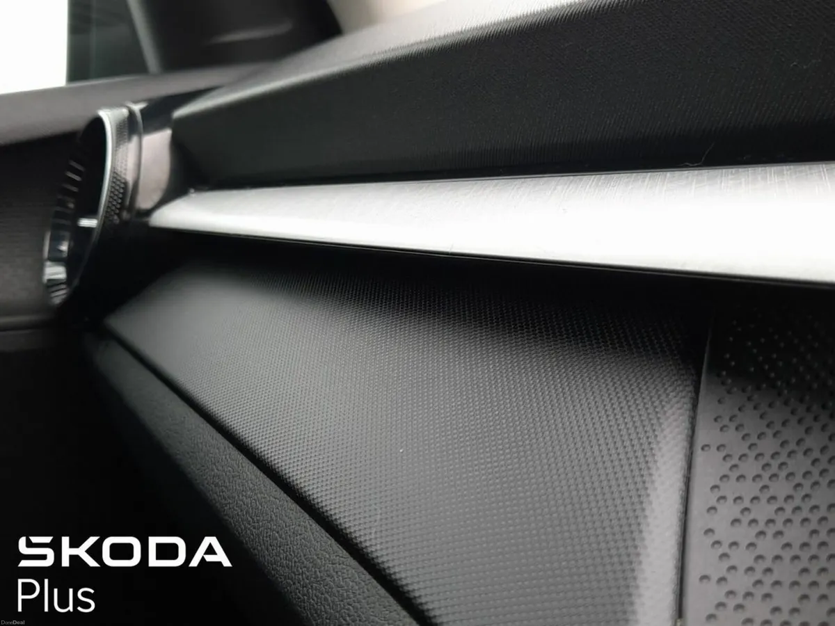 Skoda Fabia **TINY MILEAGE**REVERSING CAMERA**AMBI - Image 3