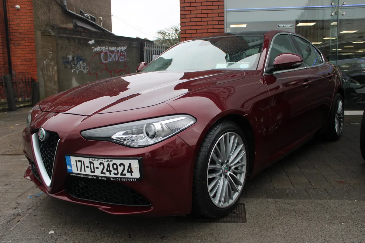 Alfa  Giulia 2.0L TURBO SUP/LUX AUTOMATIC 200BHP - Image 3