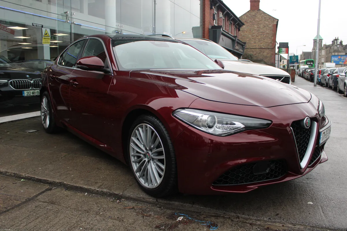 Alfa  Giulia 2.0L TURBO SUP/LUX AUTOMATIC 200BHP - Image 1