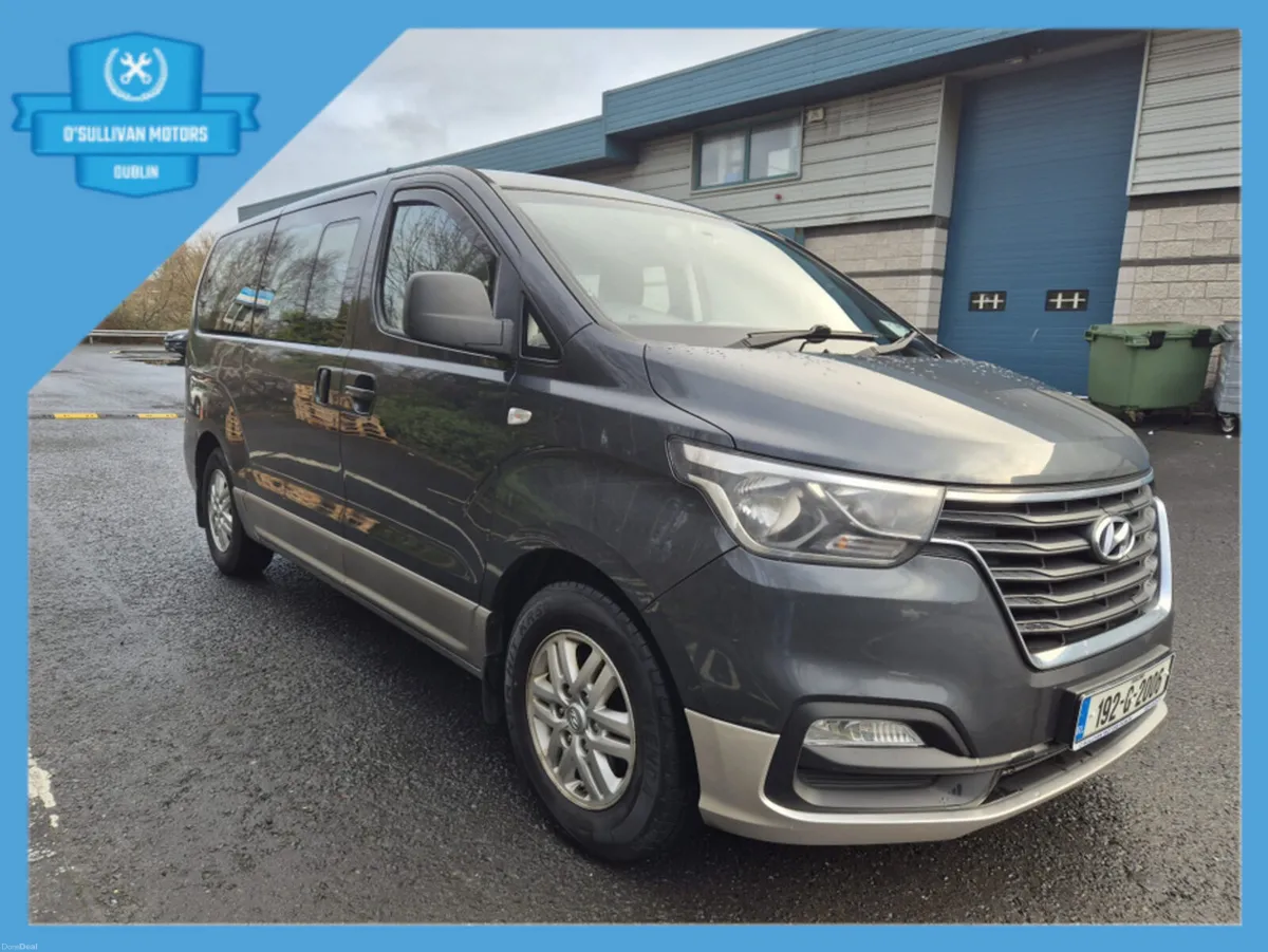 Hyundai i800 / 2019 / 2.5 DIESEL / 8 SEATER / MANU - Image 3