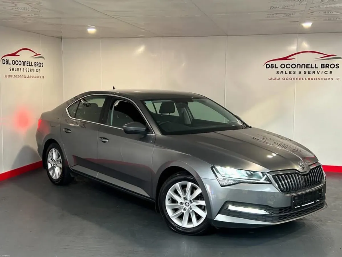 Skoda Superb AMBITION 2.0 TDI 150HP 5DR - Image 1