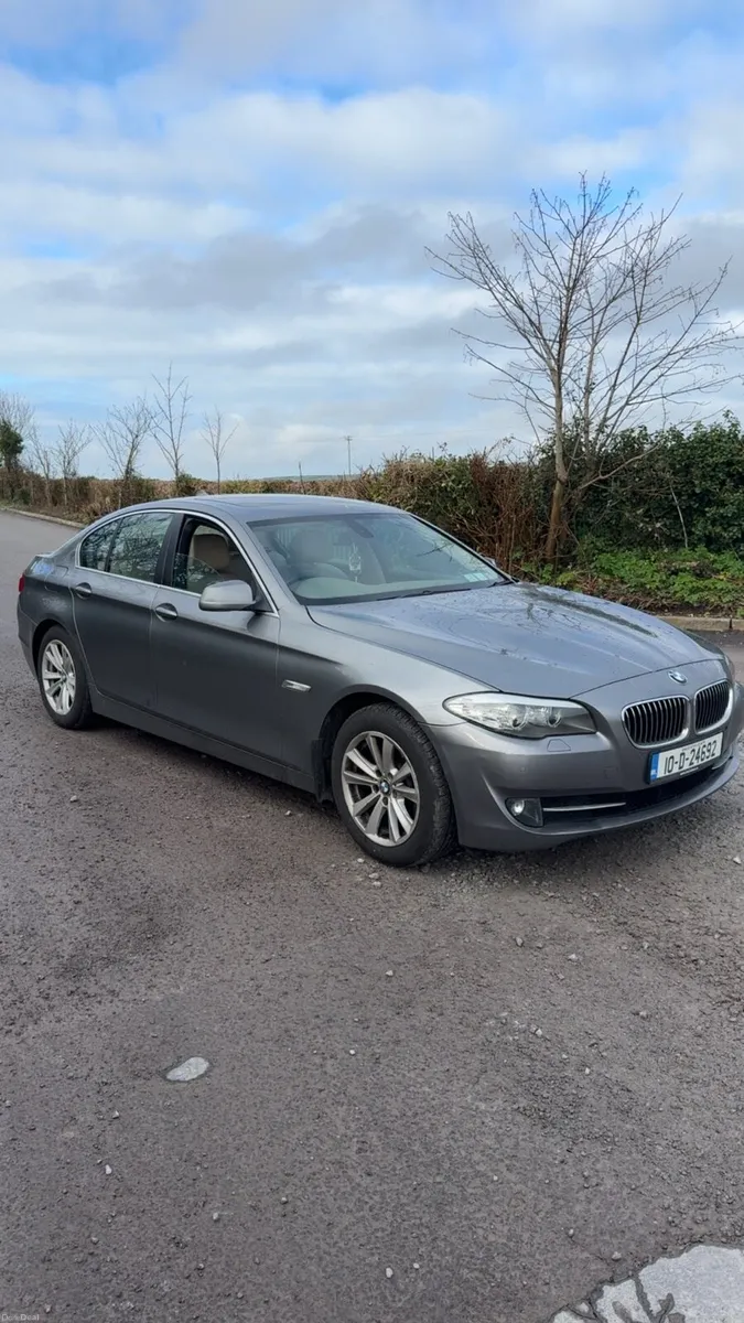 2010 f10 bmw - Image 1