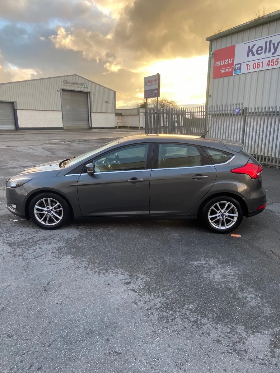 Ford Focus 2015 - Image 3
