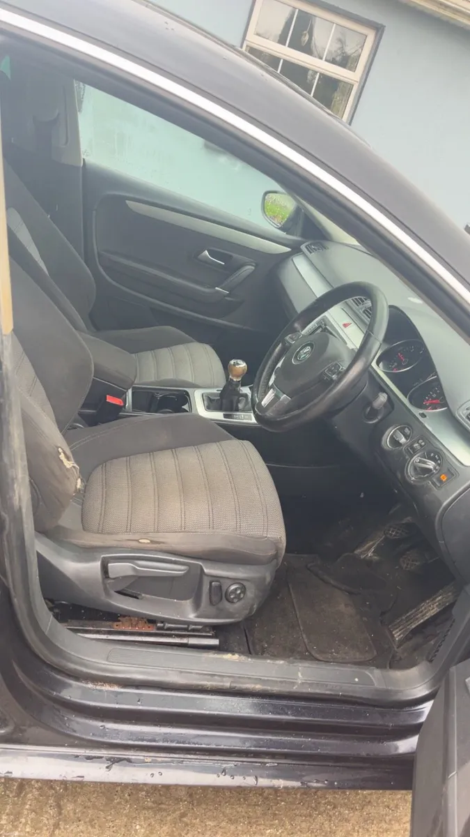 Volkswagen Passat cc - Image 3