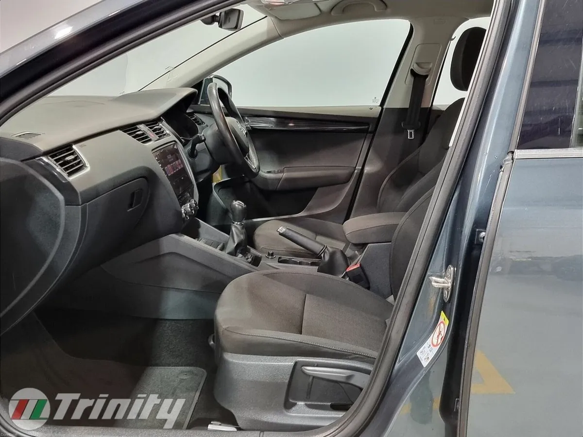 Skoda Octavia ** STYLE ** 1.6TDI 115HP ** TRINITY - Image 4