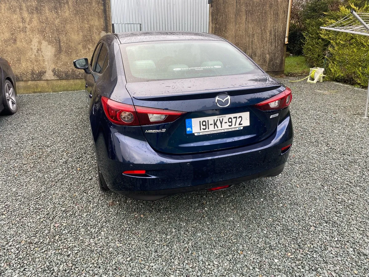 Mazda 3 - Image 3