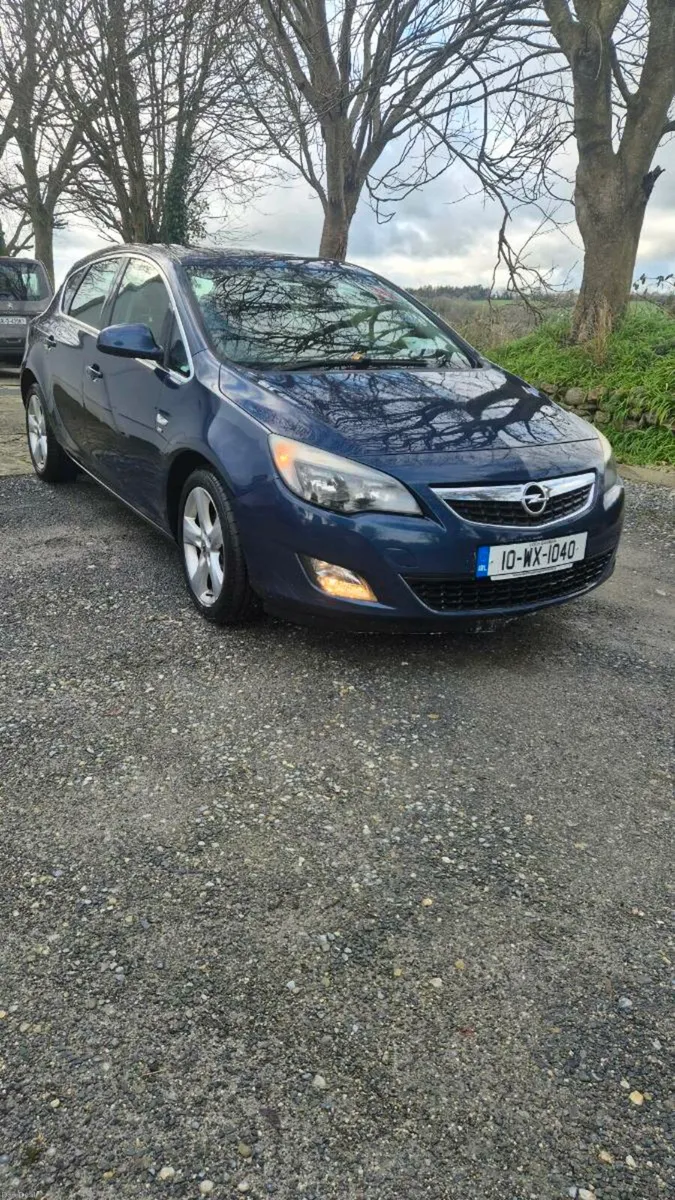 Opel astra 1.4 petrol - Image 1