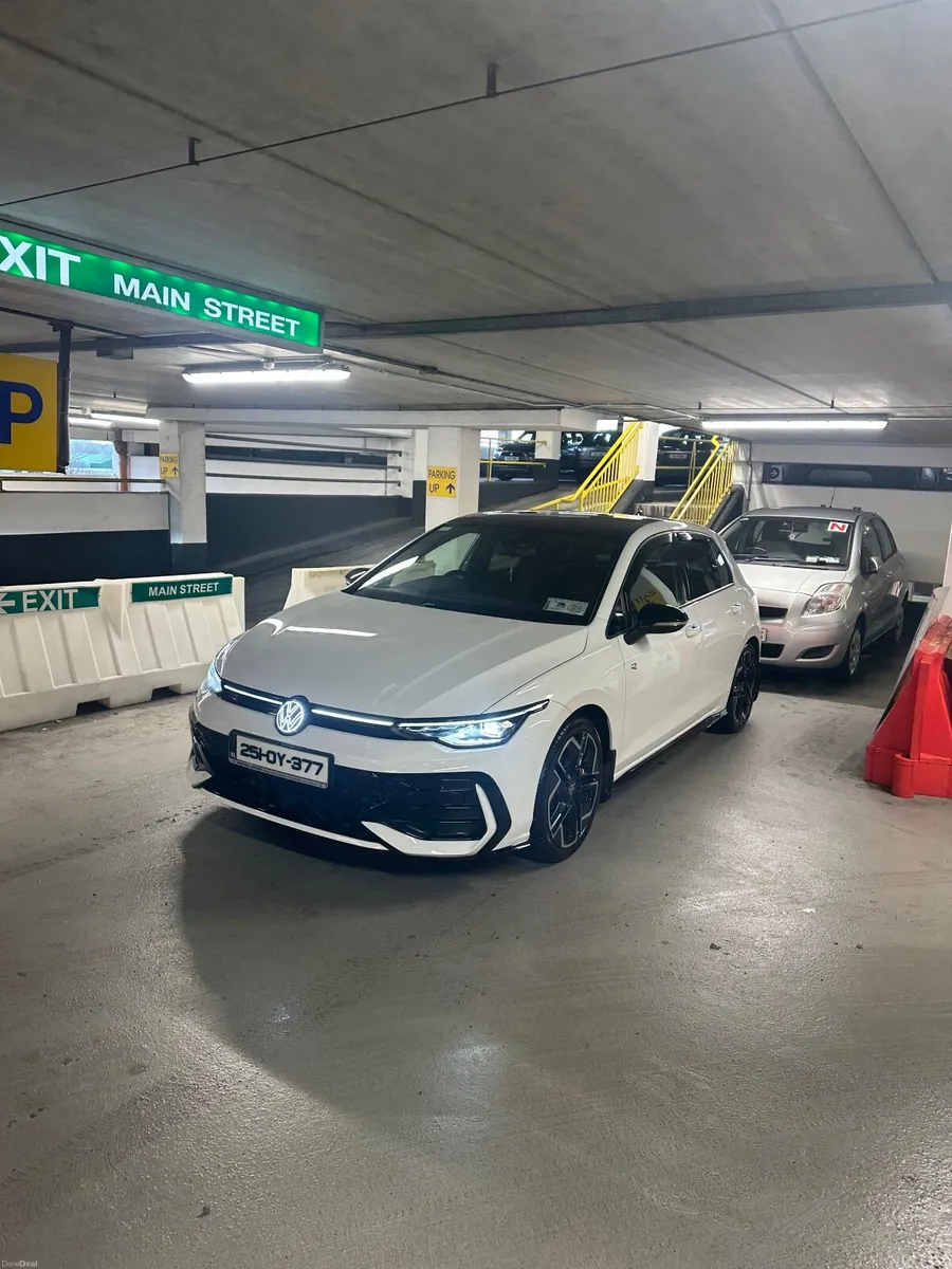 Volkswagen golf R-LINE AUTO PAN-ROOF TDI 2.0 150bh - Image 2