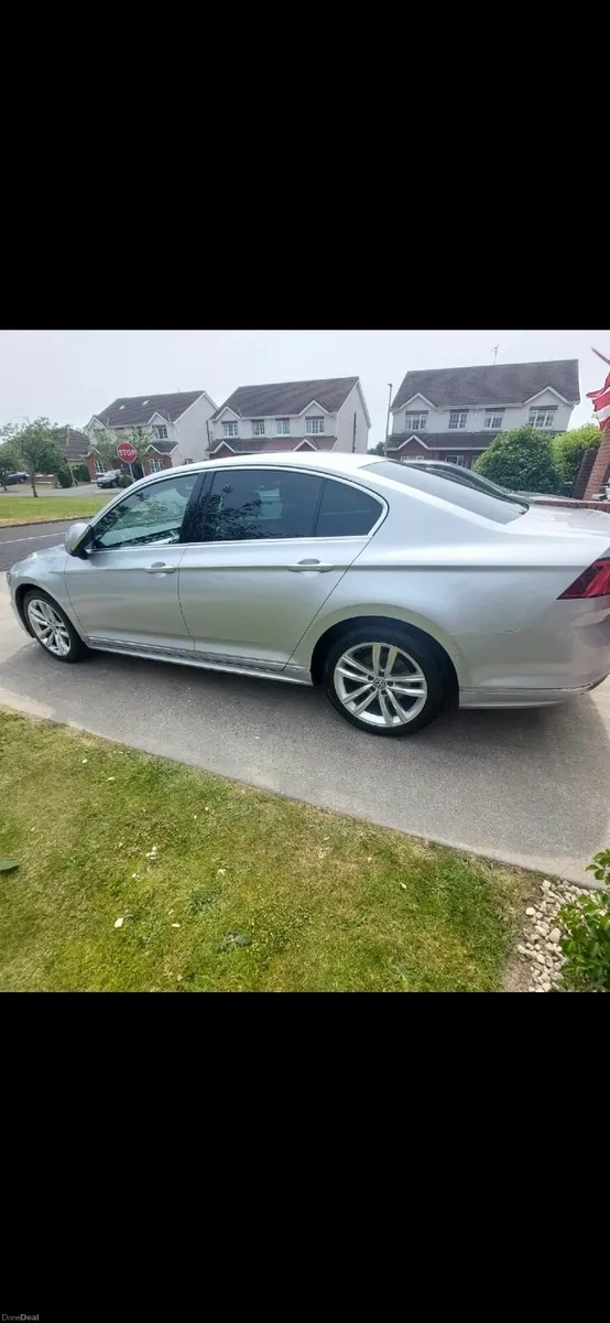 Volkswagen Passat 2017 - Image 1