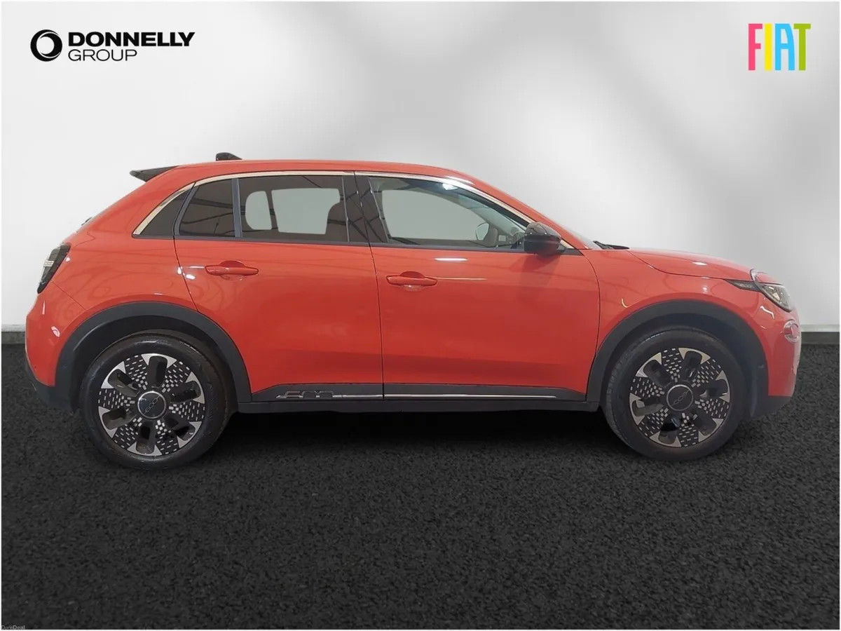 Fiat 600 Hatchback La Prima - Image 2