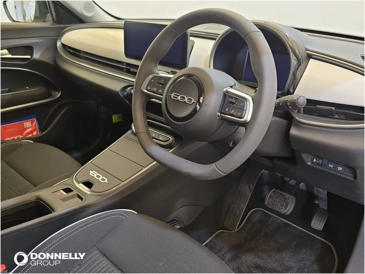 Fiat 600 Hatchback - Image 4