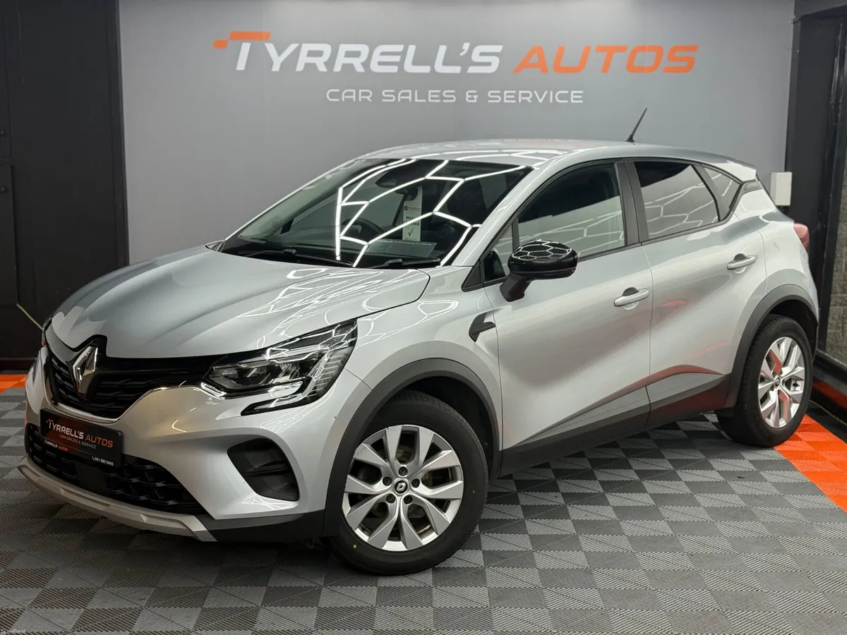 Renault Captur 1.0 Petrol ICONIC "ONE OWNER" 2022 - Image 4