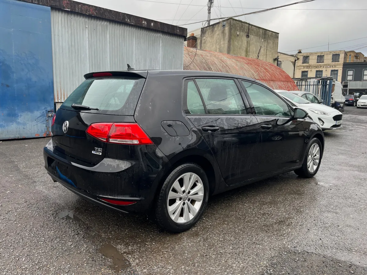 2015 VOLKSWAGEN GOLF COMFORTLINE AUTO, LOW MILEAGE - Image 3
